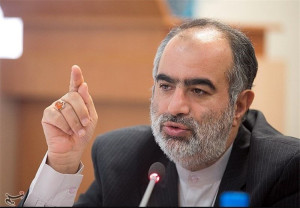 آشنا: بستن اینترنت یعنی بستن پدافند؛ مردم را به استقبال از اینترنشنال می فرستید