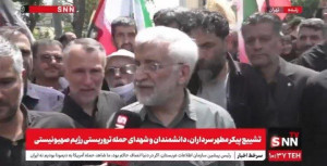 حضور جلیلی،رضایی و سید احمد خمینی در آئین تشییع شهدای ‌وطن / رضایی: اسرائیل دوباره ممکن است طمع کند و بخواهد کارهایی را انجام دهد