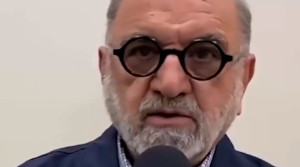 تودهنی محکم عبدالکریم سروش به رضا پهلوی: خائن!