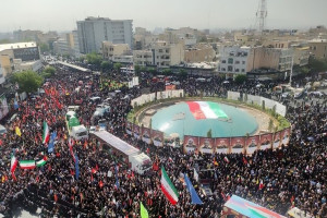 حضور رئیس جمهور در مراسم تشییع پیکر شهدا