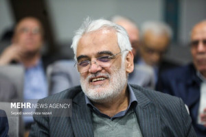 ورود پیکر شهید طهرانچی به حرم حضرت عبدالعظیم حسنی(ع)
