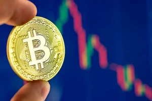 پیشبینی قیمت بیتکوین؛ بازار رمزارزها به کدام سو حرکت میکند؟