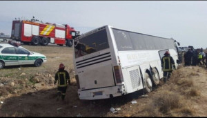 ۲۱کشته و ۲۶ مصدوم در حادثه واژگونی اتوبوس در استان فارس