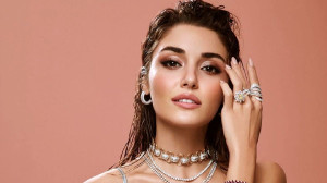 سلفی زیبا و متفاوت هانده ارچل در حمام سنتی + عکس