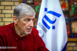 حقیقتپور: صداوسیمای ما ملی نیست، بلکه بسیاری را فراری میدهد/ امروز رسانهها جنگ واقعی را تعیین می کنند و میتوانند تأثیرگذار باشند
