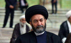 امام جمعه اردبیل خطاب به فرح پهلوی: شما پا به سن گذاشتهاید و راه عاقبت بهخیری بسیار آسان است