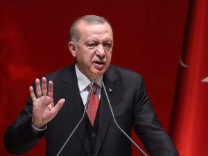 اردوغان، تبریز، اصفهان و ری را از کانون های درخشش ترکها برشمرد! + ویدئو