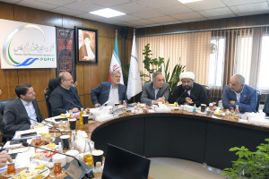 برگزاری شورای راهبردی پتروشیمیهای منطقه ویژه اقتصادی پتروشیمی ماهشهر با محوریت مسئولیت اجتماعی/ افزایش ۵۰ درصدی بودجه مسئولیت های اجتماعی پتروشیمیها با اولویتهای رئیسجمهور برای تحول در نظام آموزشی