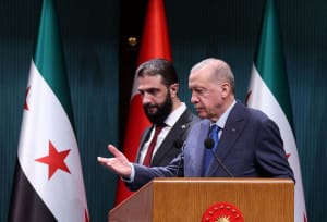 گفتگوی اردوغان با جولانی/ حملات اسرائیل تهدیدی برای منطقه است
