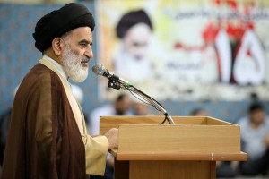 عضو جامعه روحانیت: بزرگترین ضربهها را از خائنین و ستون پنجم دشمن خوردهایم/ باید چهره نفوذیها در دستگاهها یا در بیرون فعال هستند، شناسانده شود