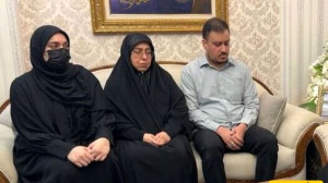 تصاویر غمناک همسر و پسر شهید امیرعبداللهیان / قصهای از غم و فراغ