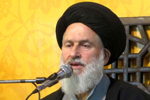 عضر مجلس خبرگان: هنوز از موشکهای جدید خود رونمایی نکردهایم