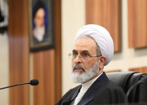 آیتالله اعرافی: هدف غرب در شرق و جهان اسلام، طرح دوگانهسازی است