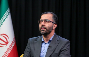 دستور کار نشست علنی ۳۱ تیر ماه مجلس / گزارش وزیر ارتباطات درخصوص ارتقاء امنیت شبکه در جنگ تحمیلی ۱۲ روزه