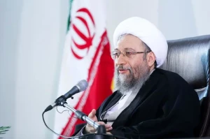 آملیلاریجانی: در جنگ ۱۲ روزه افرادی از نظام دفاع کردند که به چهرهشان نمیآمد!