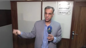 فیلم / بازداشت زورگیران و موبایل قاپ های تهرانی ها / با قمه و چاقو به جان مردم می افتادند