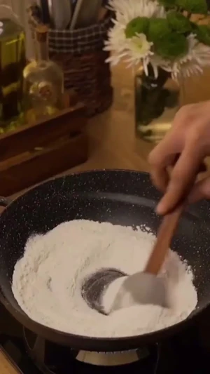 حلوای هویج مجلسی، حلوایی شیرین با بافتی دوست داشتنی و نرم+ فیلم