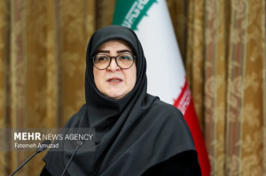 مهاجرانی: در جنگ شاهد شلیک به صلح، علم و رسانه بودیم