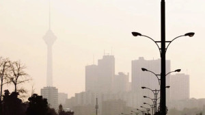 گردوغبار در تهران ماندنی است