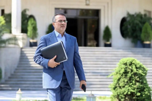 خبر مهم رئیس سازمان امور اداری درباره نیروهای شرکتی