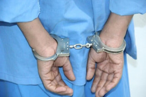 دستگیری شرور متواری باشلیک پلیس در شهرری