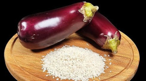 شام رژیمی ساده با برنج و بادمجان
