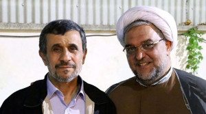 احمدی نژاد اسناد سری نظام را به چند کشور منتقل کرده!