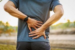 این علائم درد نشانه ابتلا به دیسک کمر است