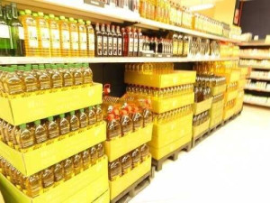 انتقاد روزنامه اصولگرا از واردات روغن توسط گروه «مدلل»