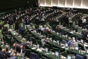 انتقاد تند روزنامه جمهوری اسلامی از مجلس