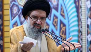 احمد خاتمی امام جمعه تهران: دوگانه ملت و امت درست نکنید، عشق به وطن عشق به خداست