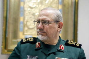 سرلشکر صفوی، مشاور عالی فرمانده کل قوا: چندین هزار موشک و پهپاد تولید کردهایم که جای آنها مطمئن است/ برای همه طرحهای دشمن آمادگی داریم