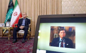 مصاحبه پزشکیان با تاکر کارلسون؛ بازسازی دیپلماسی عمومی ایران در دوره پساجنگ