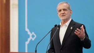 پزشکیان: فرودگاه قم به زودی بینالمللی میشود