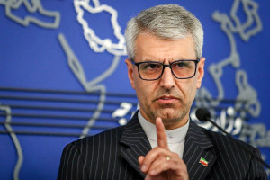 اسماعیل بقائی: غنیسازی تا سطح ۶۰ درصد برای اهداف غیرنظامی، تخلف محسوب نمیشود/ اگر ارادهای برای ساخت سلاح هستهای وجود داشت، نه تنها انگیزه، بلکه امکانات آن نیز فراهم بود