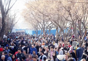 از اقامه نماز جمعه صدیقی تا رفتارهای صدا و سیما؛ در همچنان بر همان پاشنه میچرخد؟