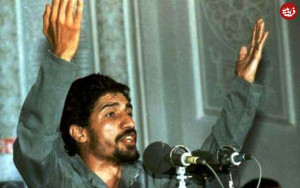 عکس/ ظاهر متفاوت صادق آهنگران ۳۴ سال پیش در کنار حاج قاسم با لباس شخصی