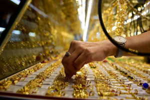 پیش بینی قیمت طلا و سکه امروز ۲۲ تیر ۱۴۰۴/ پسلرزههای تعرفههای آمریکا در بازار طلا