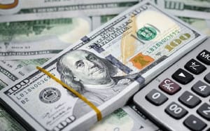 پیش بینی قیمت دلار یکشنبه ۲۹ تیر ۱۴۰۴/ ریزش قیمت دلار در راه است؟
