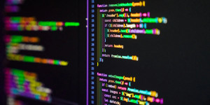 اپل مدل هوش مصنوعی متفاوت و جذابی را برای برنامهنویسی منتشر کرد