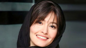 نگاهی به چیدمان شیک و امروزی خانه پردیس احمدیه / از گربه پوپکی تا اثایه خوش رنگ و بالکنی بی نظیر !