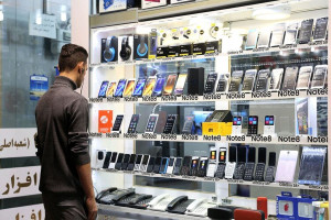 قیمت گوشیهای سامسونگ، شیائومی و آیفون در ۱ مرداد ۱۴۰۴ + جدول