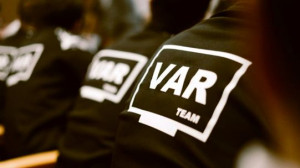 پیشنهاد تغییر مهم در ضربه پنالتی و مداخله VAR در کرنر و کارت زرد