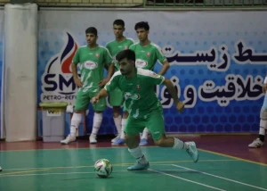 پیروزی گیتی پسند در روز سالروز تاسیس؛/ دربی اصفهان با هت‌تریک آقای گل و اخراج آقای کلین شیت