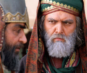 مختار ثقفی با امام حسین (ع) فامیل بود؟ نسبت شمر با امام چه بود؟
