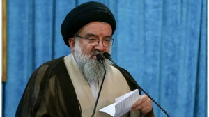 آیت الله خاتمی: تقوا، کلید موفقیت و حریمداری در برابر چالشها است/ موشک های ما تل آویو را نابود خواهد کرد/ هیچ زمانی دینداری بدون مقاومت نبوده است