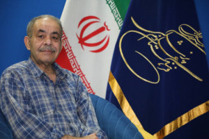 مردمداری به سبک دکتر عزیزی | هیچ وقت از جانبازیاش حرفی نزد