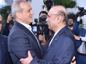 سپاس زرداری از یک موضع همیشگی رهبر انقلاب | توصیف های جالب ۲ رئیس جمهور؛ برادر و دوست روزهای سخت یکدیگر+ تصاویر