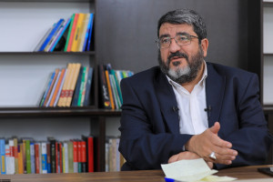 تفسیر عجیب کارشناس نزدیک به جلیلی:ما معتاد به مذاکره هستیم!/آیا ایران می خواهد در موضوع موشکی امتیاز بدهد؟