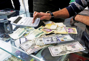 قیمت دلار و سایر ارز ها در بازار آزاد امروز چهارشنبه ۱۵ مرداد ۱۴۰۴ +جدول